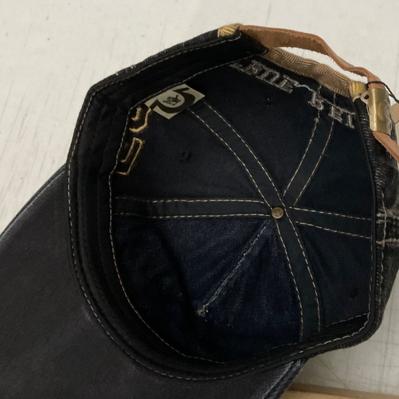 True religion 56 Cap . - Picture 6 of 7